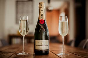Glass of fizz? You deserve it! - Holiday Cottages Noss Mayo
